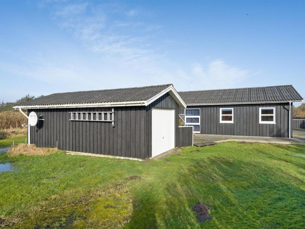 Holiday Home Pertti - 400m from the sea by Interhome