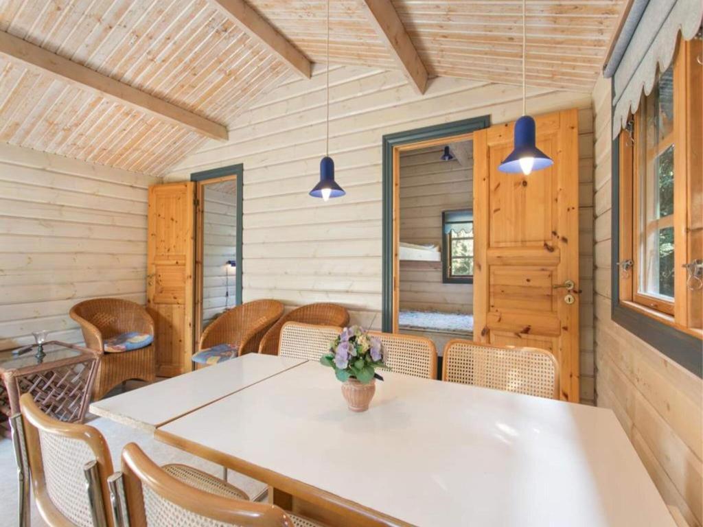 Spacious Holiday Cabin in Græsted