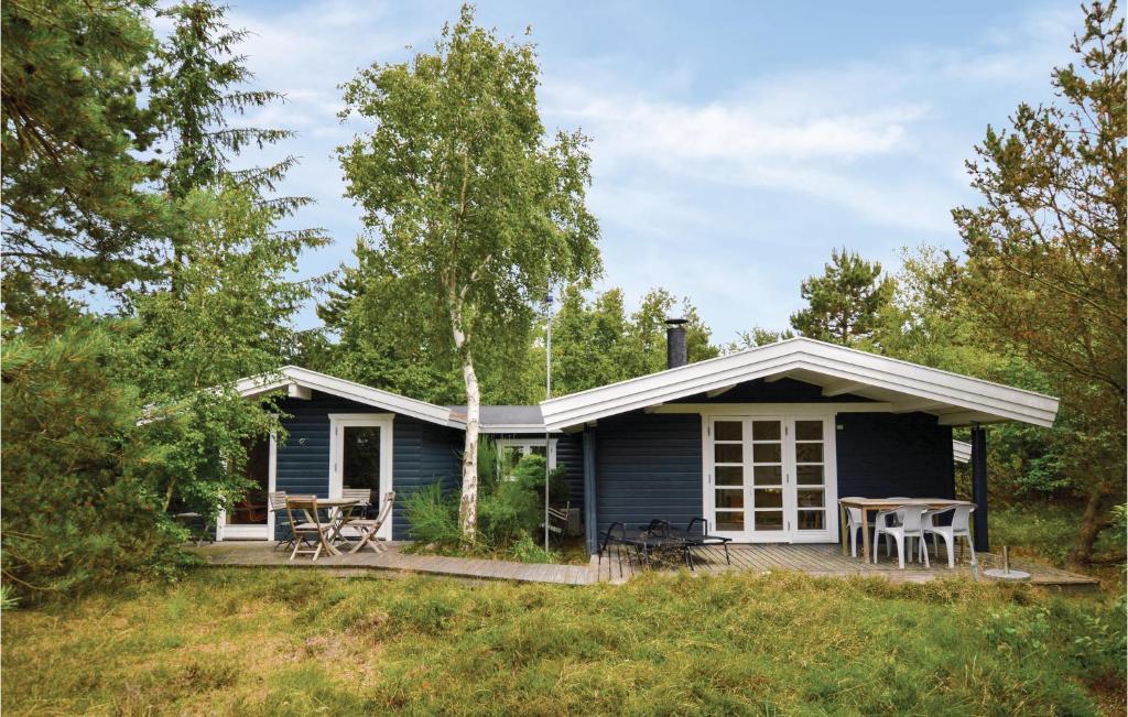 Holiday Home H