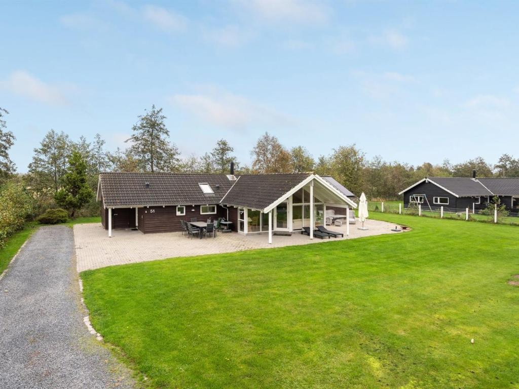 Holiday Home Enid - 700m from the sea by Interhome