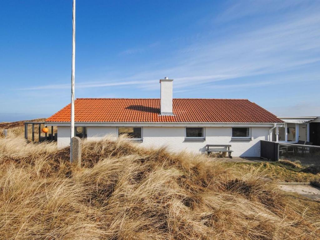 Holiday Home Hilmer - 250m from the sea by Interhome