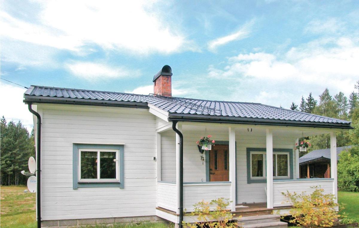 Pet Friendly Home In Höljes With House Sea View