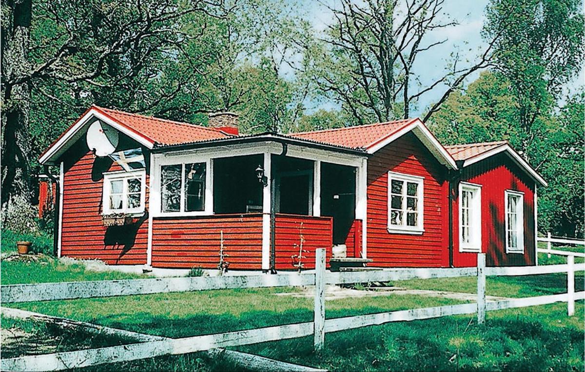 Lovely Home In Ljungsarp With Sauna