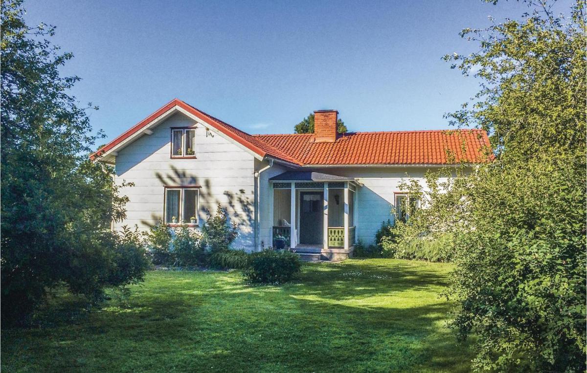 1 Bedroom Beautiful Home In Lidköping