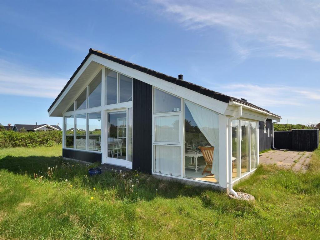 Holiday Home Jerker - 400m from the sea by Interhome