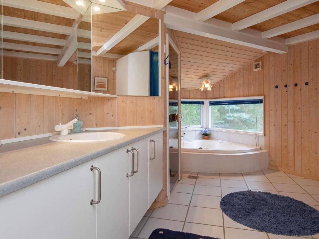 Luxury Oasis in Pot Strandby-By Traum