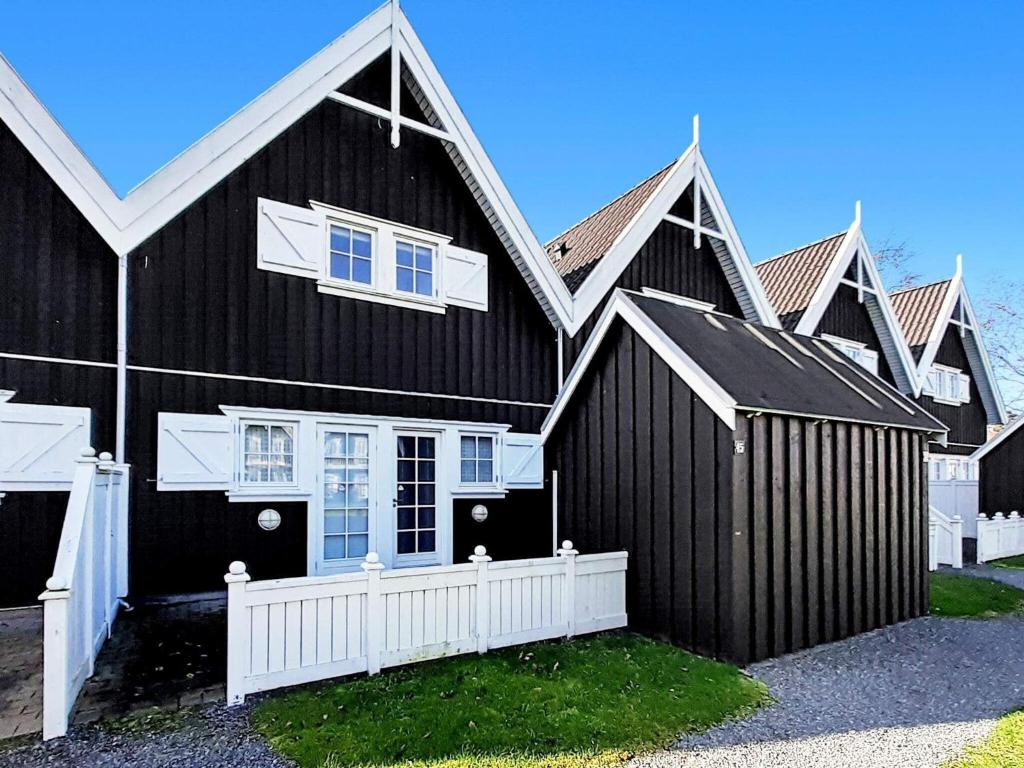 Luxury Retreat in Rorvig Park-By Traum