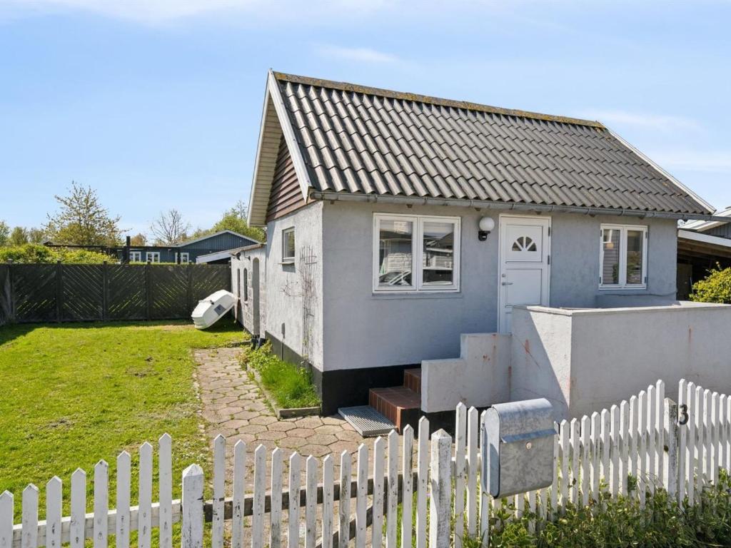 Holiday Home Paula - 80m from the sea by Interhome