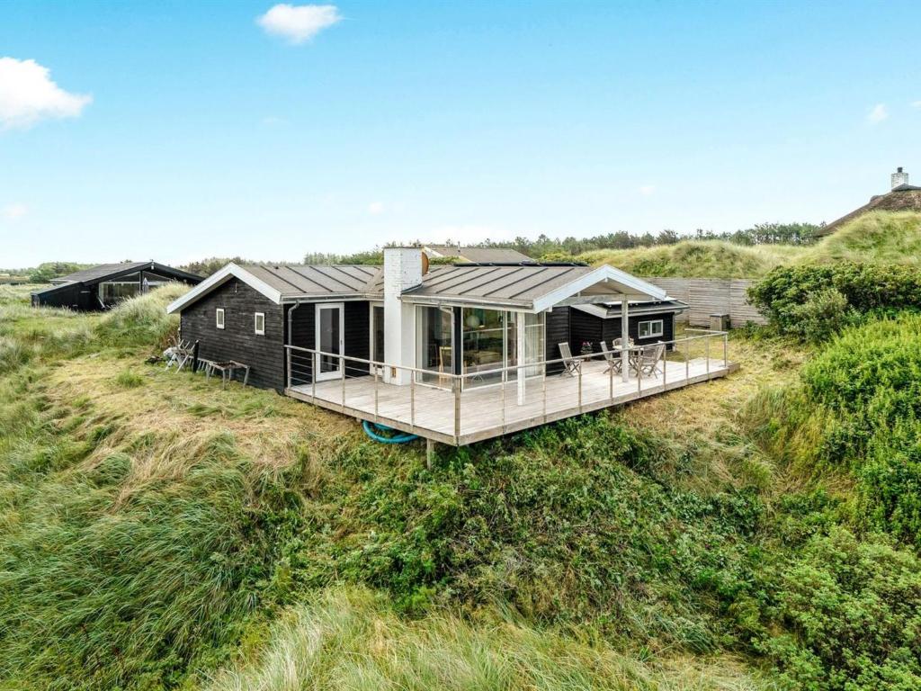 Holiday Home Josten - 500m from the sea by Interhome