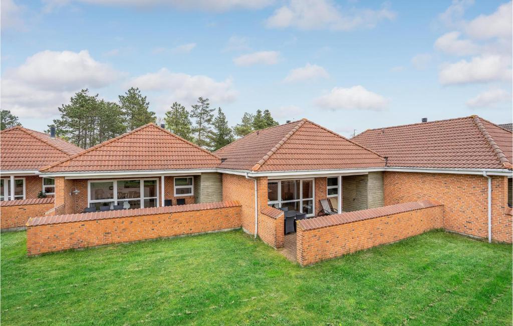 Holiday Home Romo 22 With Hot Tub