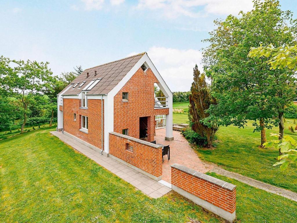6 person holiday home in Farsø