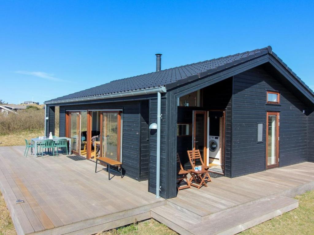 Holiday Home Tuire - 250m from the sea by Interhome
