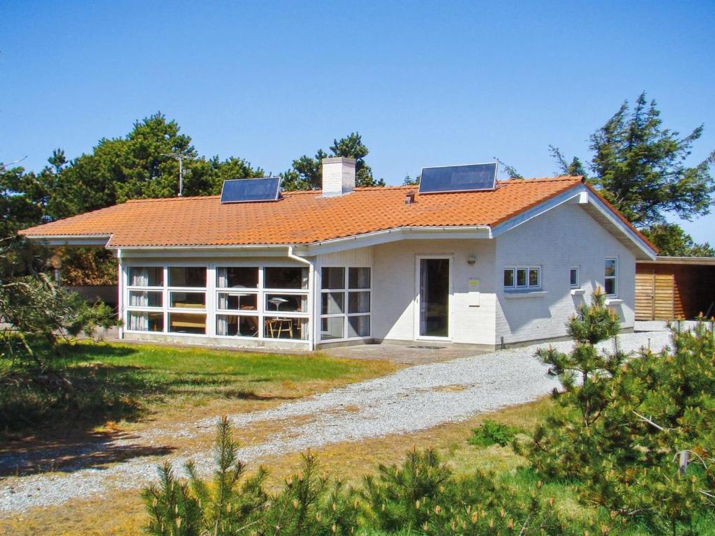 Holiday Home Leoni - 500m from the sea by Interhome