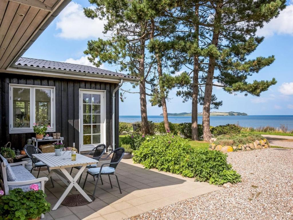 Holiday Home Varma - 25m from the sea by Interhome