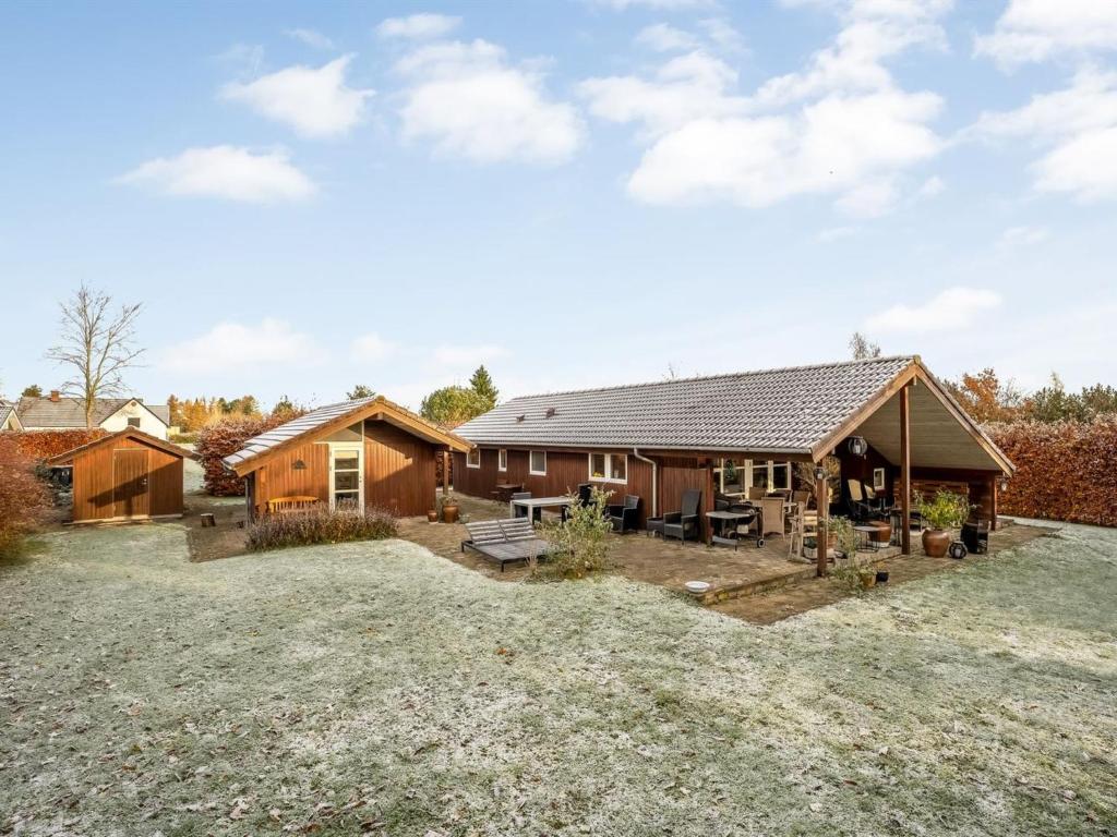 Holiday Home Wyanet - 600m from the sea by Interhome
