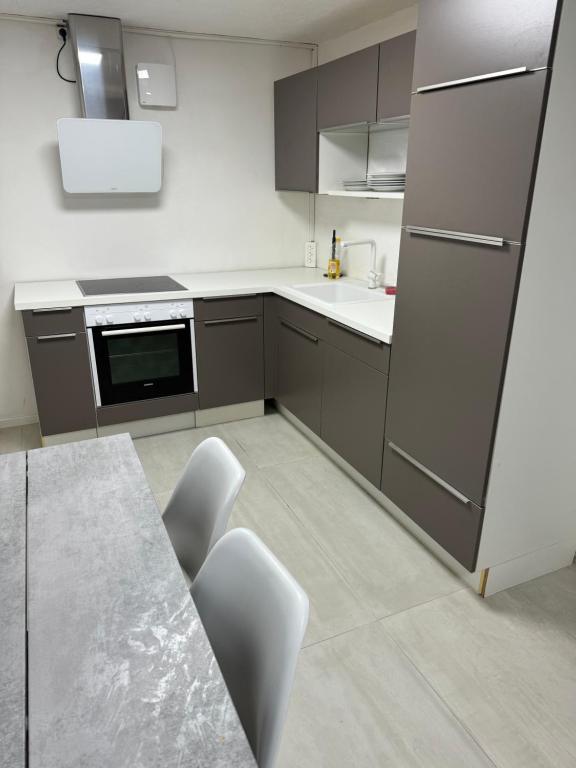Italian Rooms 7