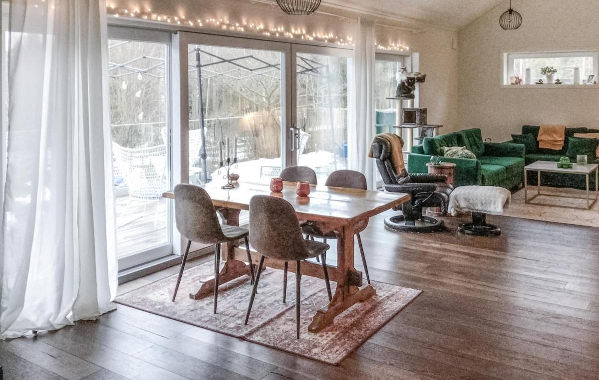 Lovely Home In Blidö With Kitchen