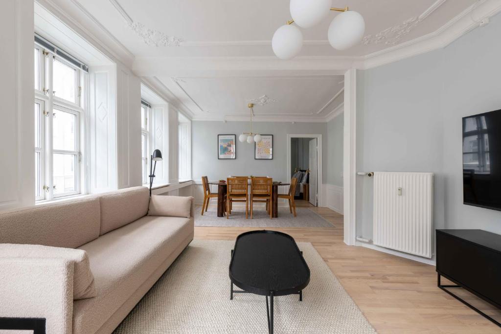 Spacious Tivoli Gardens Apartment w 3 bedrooms