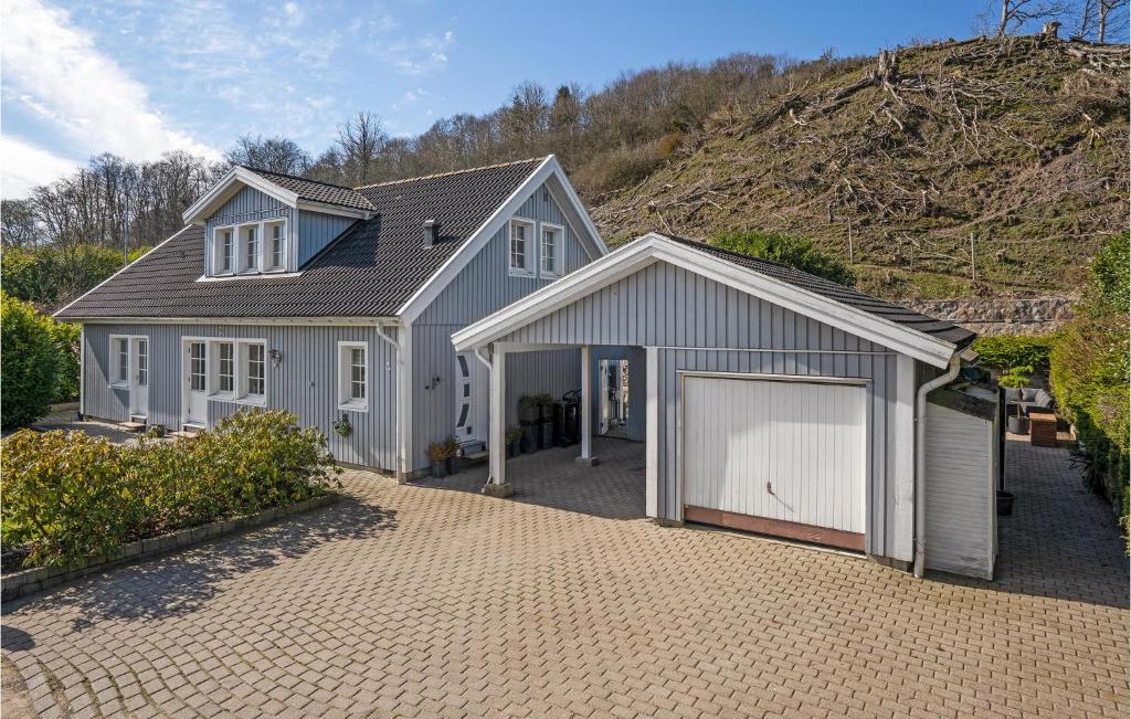 3 Bedroom Amazing Home In Frederikshavn