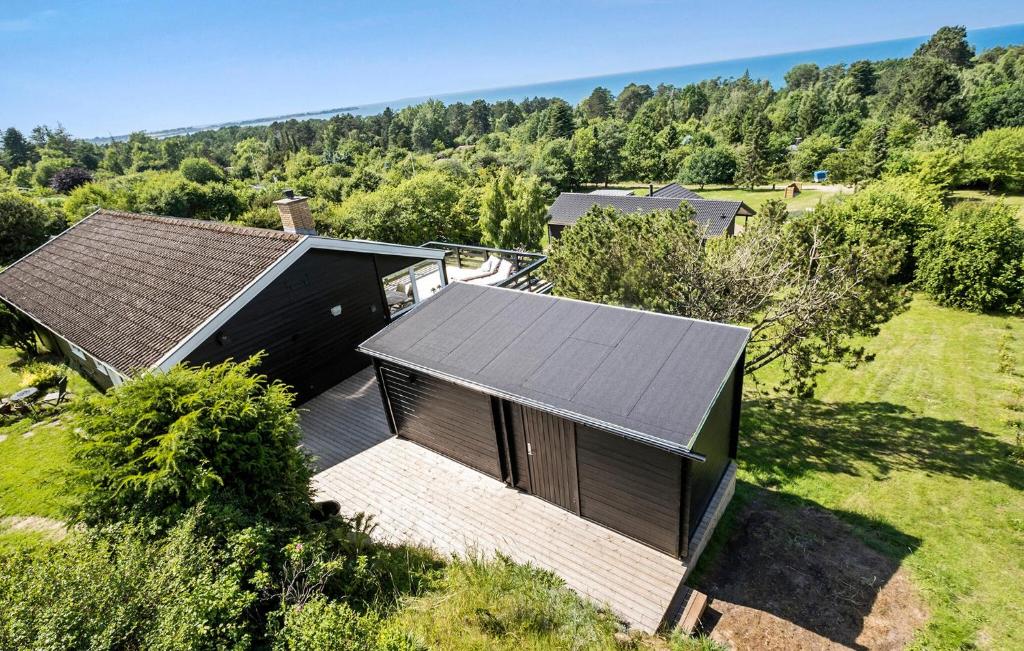 3 Bedroom Cozy Home In Fårevejle
