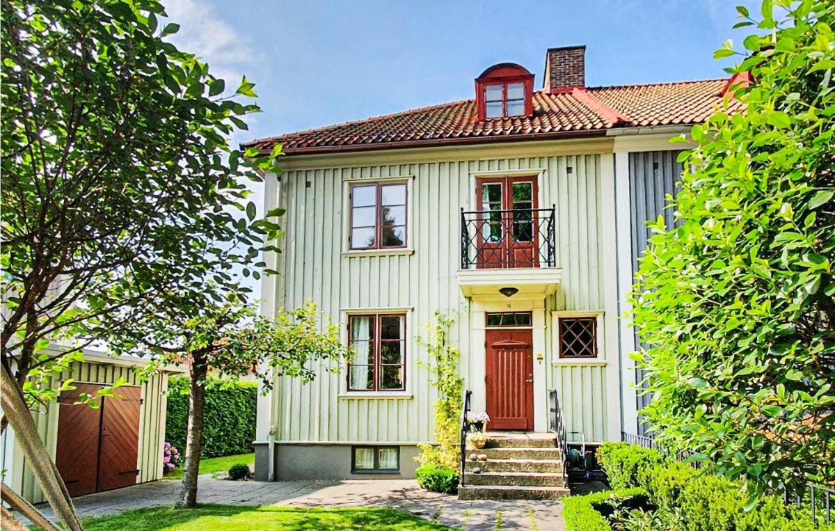 Amazing Home In Göteborg With Wifi