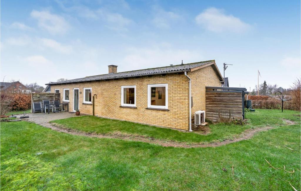 Beautiful Home In Nakskov With Kitchen
