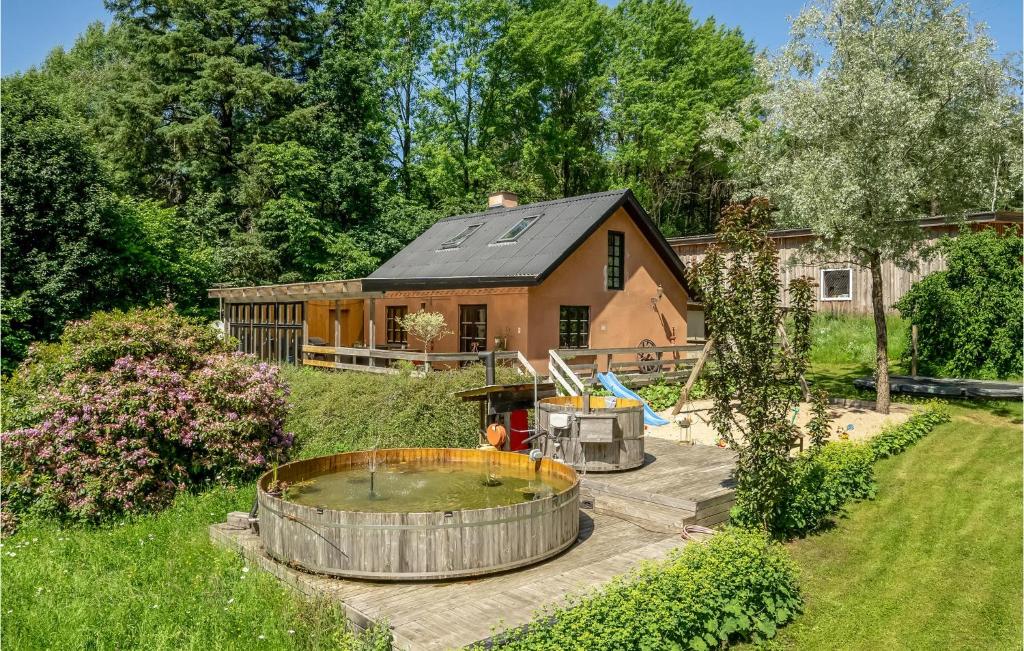 Pet Friendly Home In Videbæk With Wifi