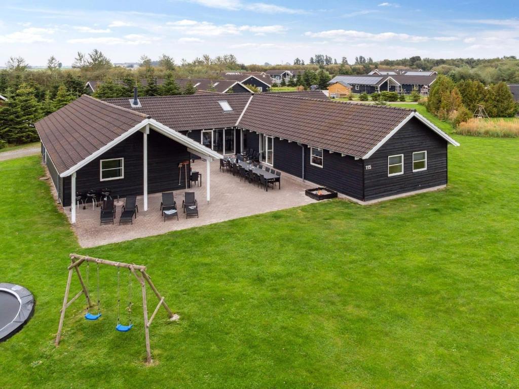 Nine-Bedroom Holiday home in Idestrup 2