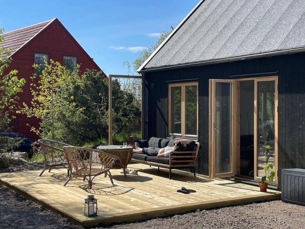 Nybyggd villa i mysiga Bovallstrand
