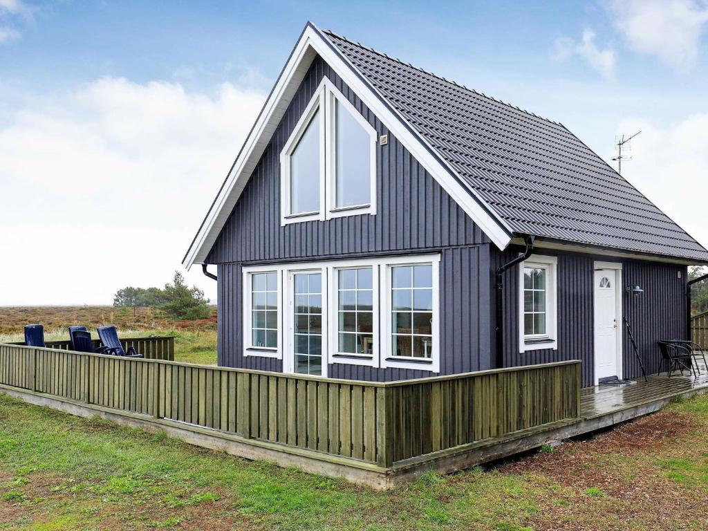 6 person holiday home in Læsø