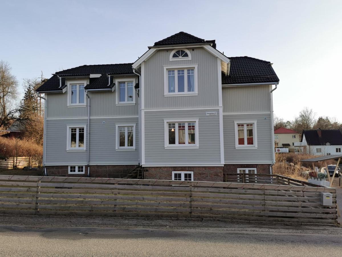 Lägenhet med egen entré i centrala Dalsjöfors