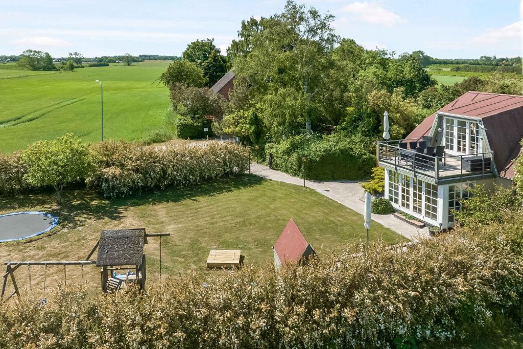 Child-Friendly Cottage With Large Indoor Pool