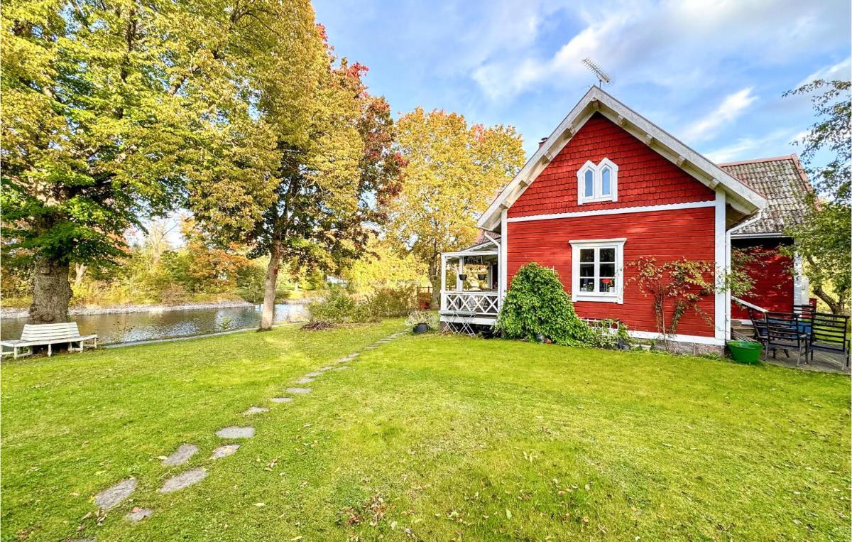 Cozy Home In Väddö With Wifi