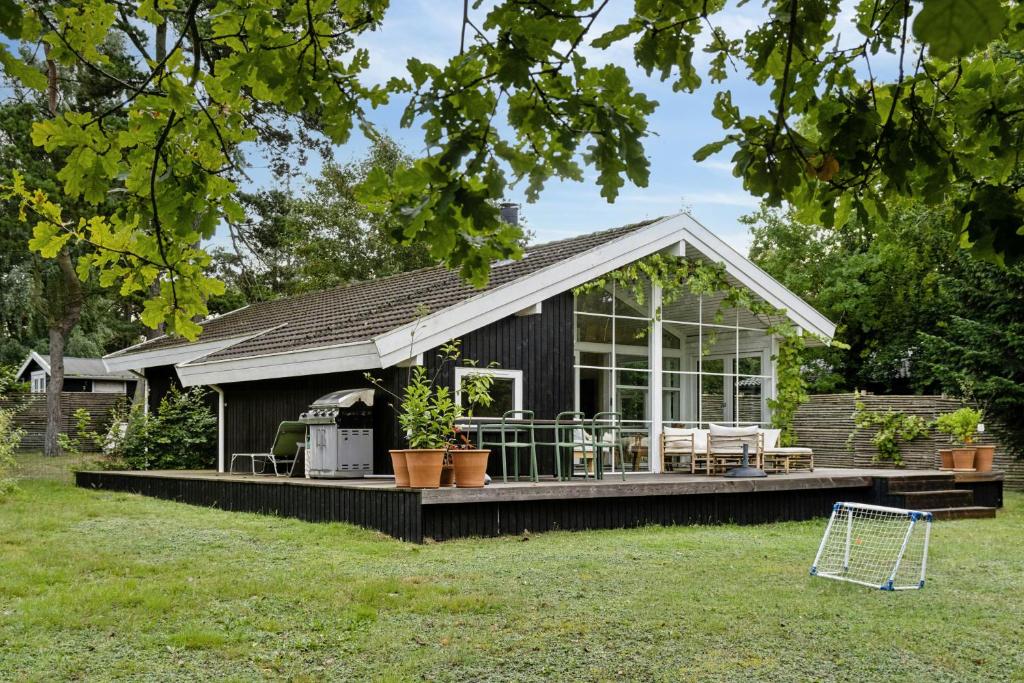 Summer House Near Hornbæk Beach