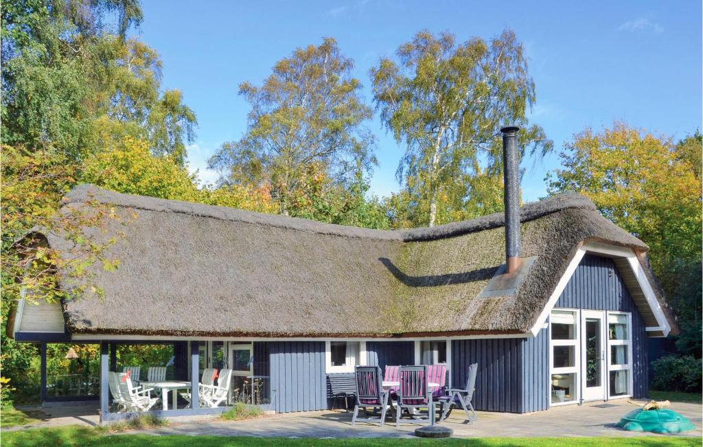 Three-Bedroom Holiday Home Gilleleje With A Fireplace 09