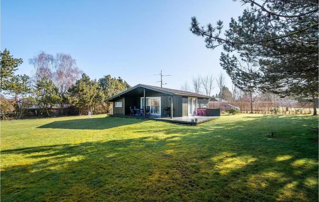 Three-Bedroom Holiday Home In Humble