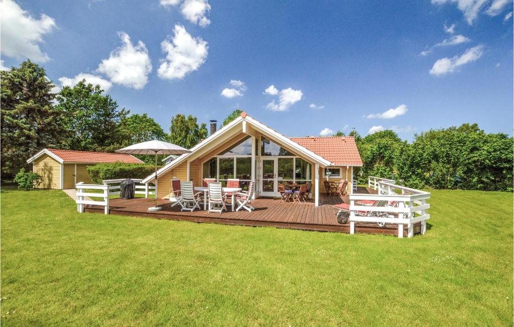Three-Bedroom Holiday Home In Nykobing Sj