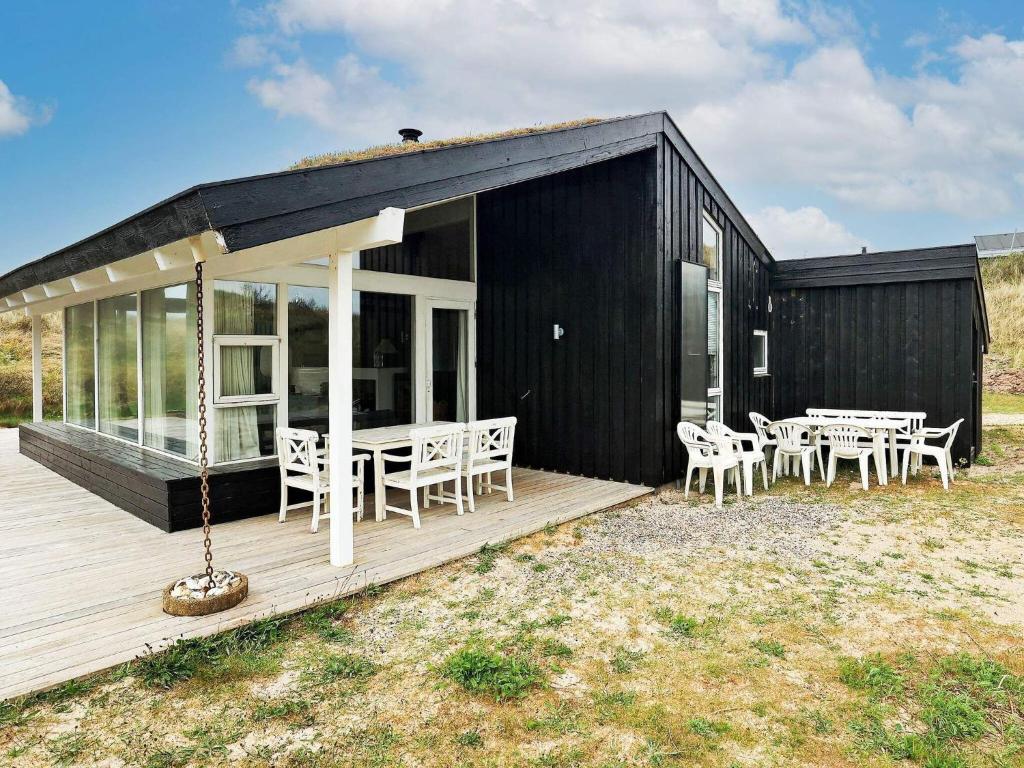 8 person holiday home in Pandrup-By Traum