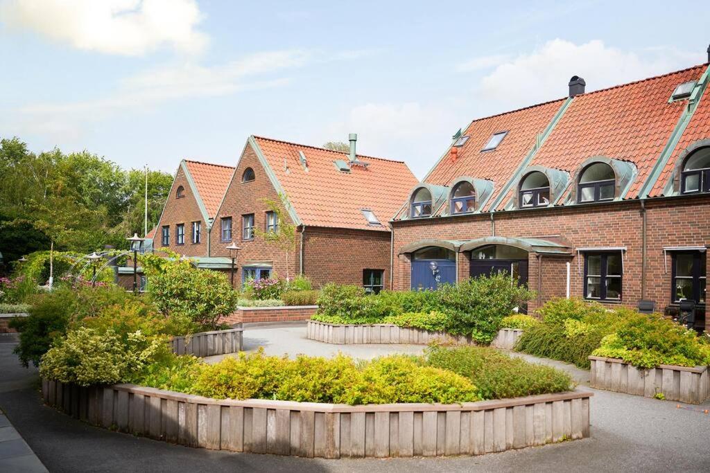 Townhouse med Bastu, 4 Våningar Nära Liseberg