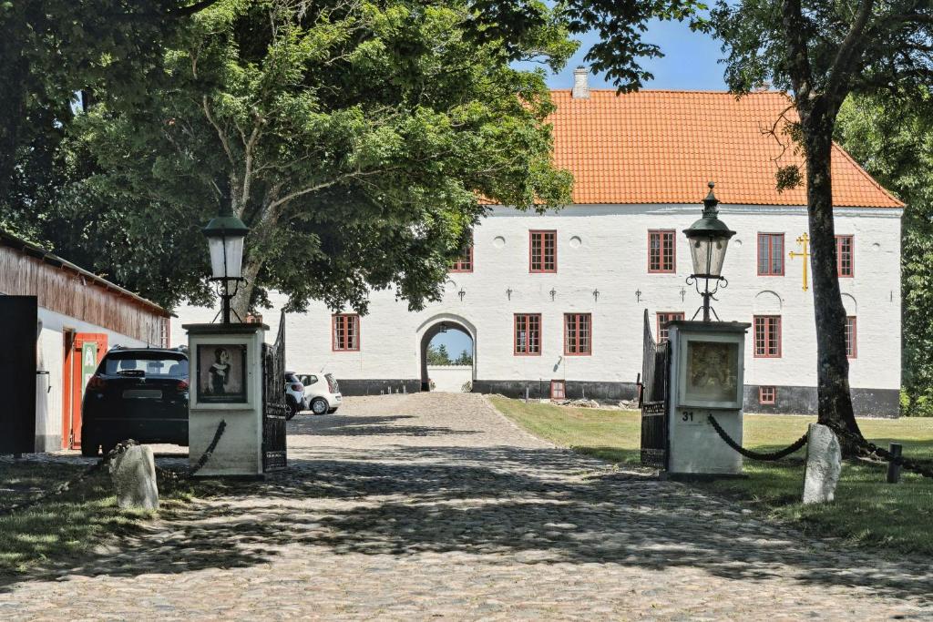 Unique Stay At Odden Manor Museum